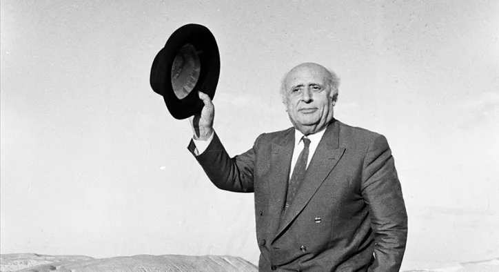 Süleyman Demirel Kimdir? Türk Siyasi Tarihine İz Bırakan Siyasetçi!