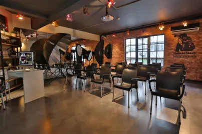 Küçük Bir Kadrajdan En Ünlü Kurs Olmaya: Foto Life Akademi’nin Başarı Serüveni